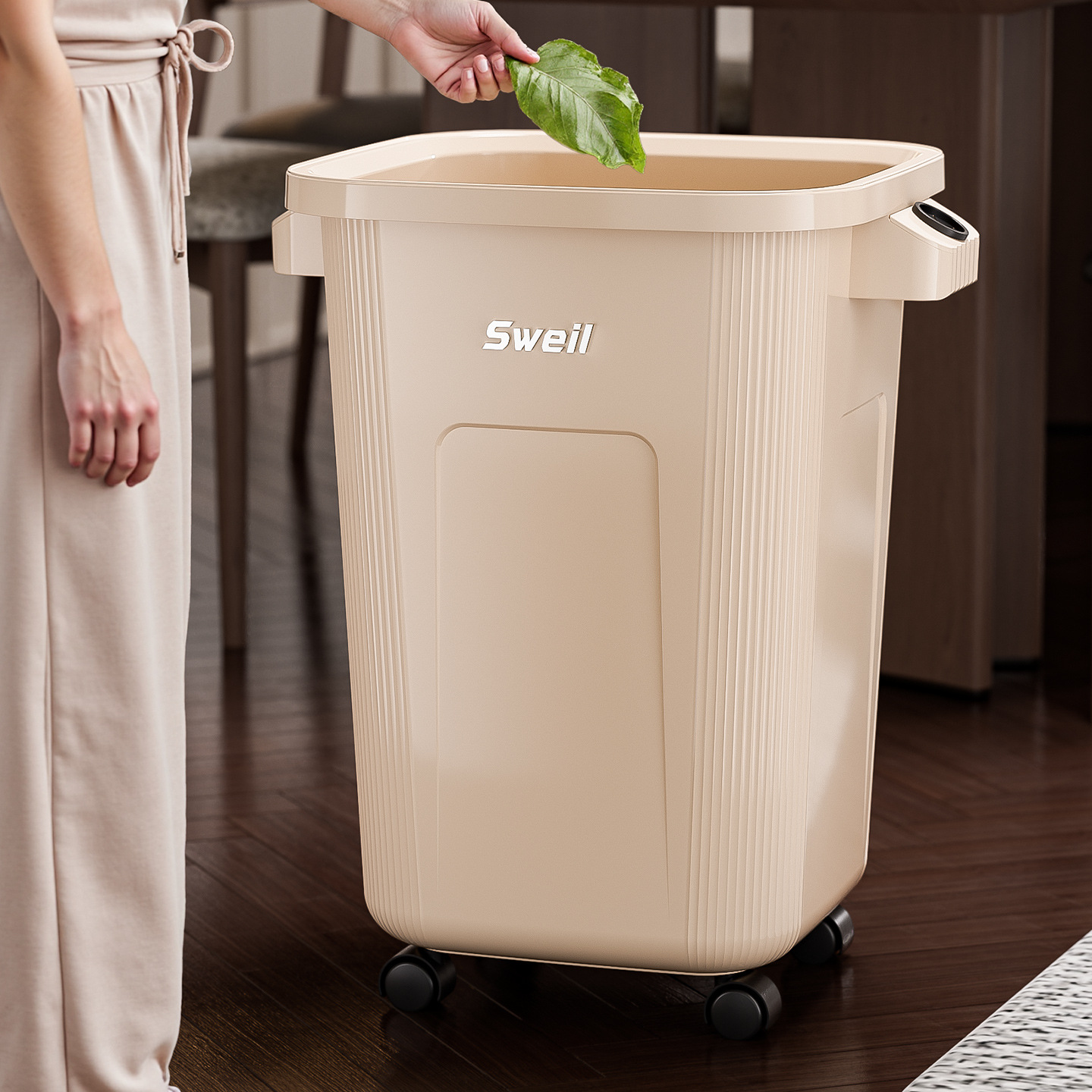 Large Rolling Garbage Can with - Commercial Kitchen Garbage Can recension och pris